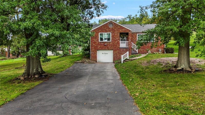 107 Devonshire Dr — photo 3