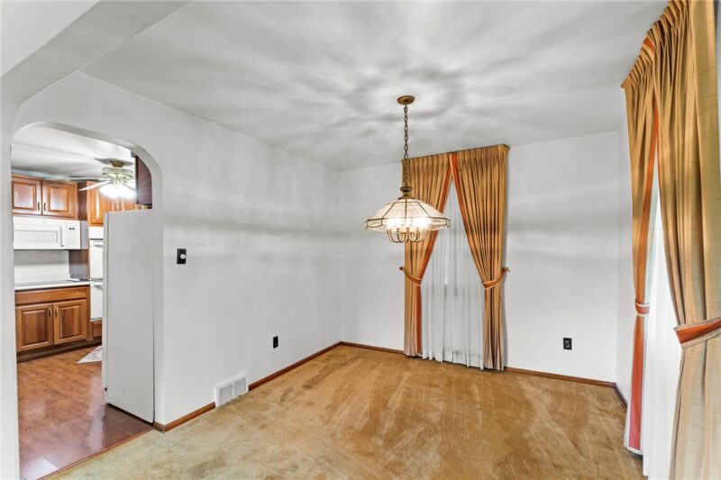 107 Devonshire Dr — photo 8