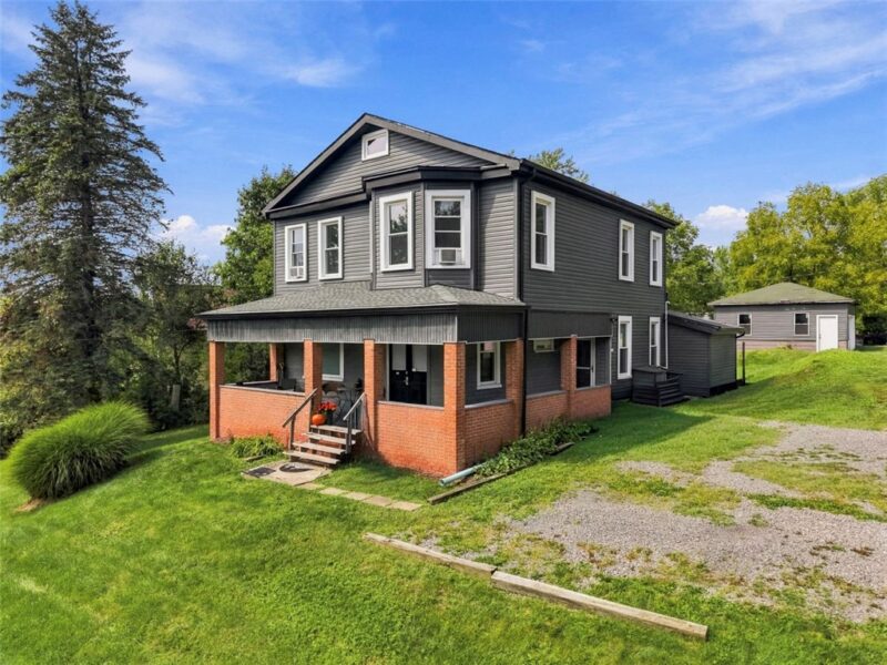 151 Downieville Rd — photo 2