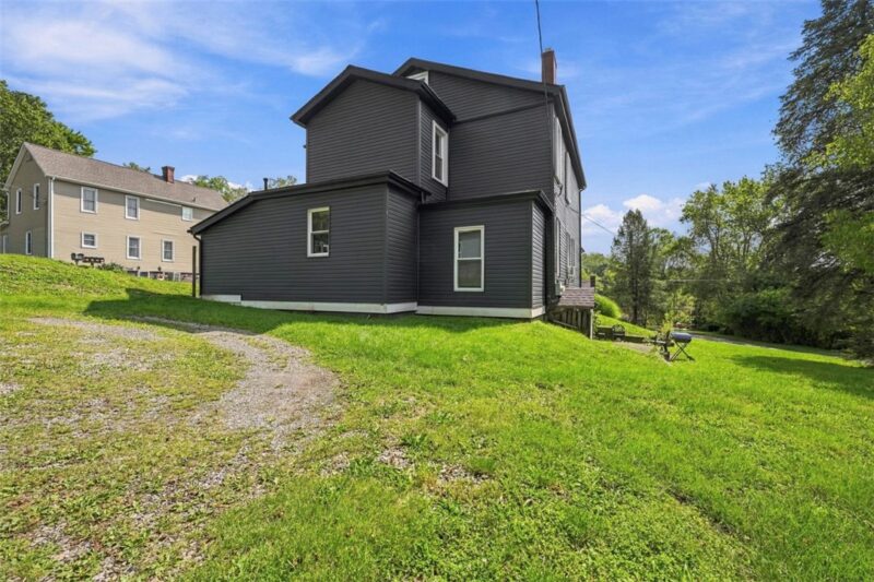 151 Downieville Rd — photo 4