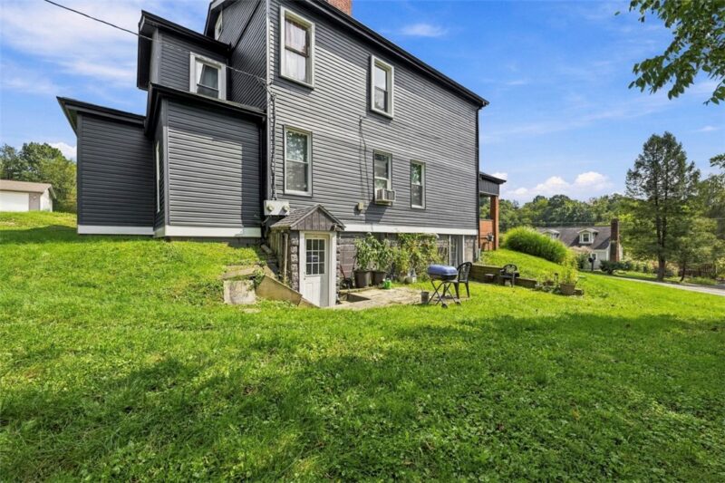 151 Downieville Rd — photo 6