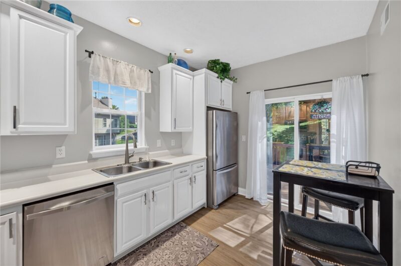1110 Chapel Rd — photo 8