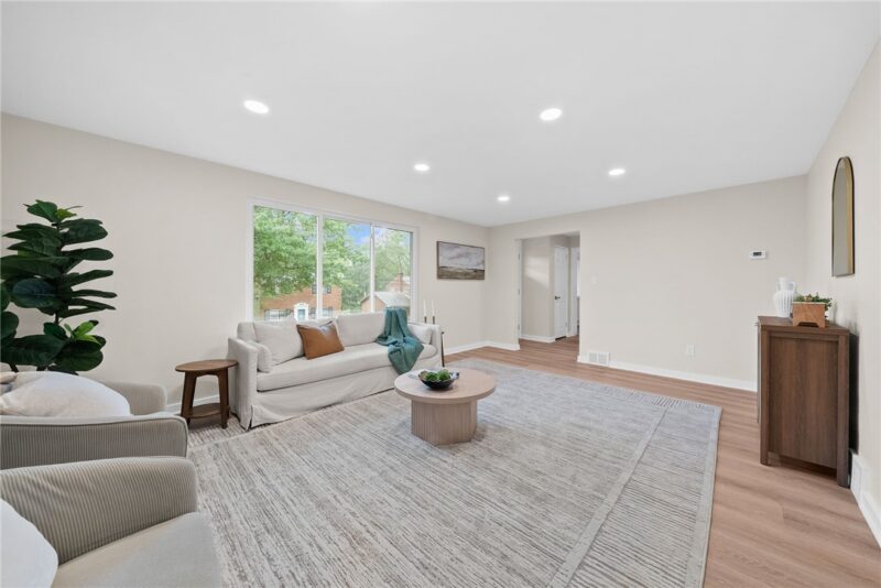232 Sharon Dr — photo 6