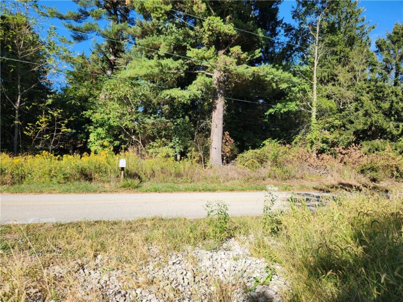 182 Broadview Dr — photo 2