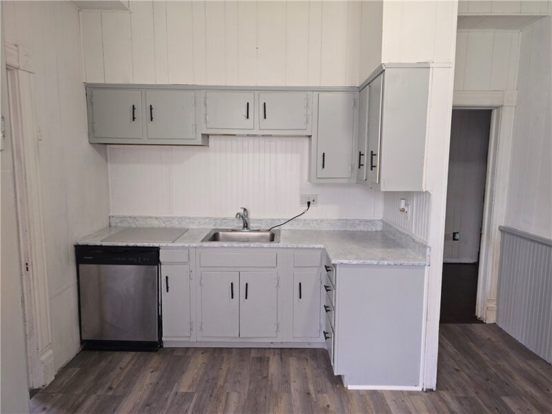 326 Franklin St — photo 3