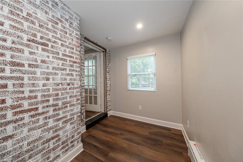 558 Glenrock Drive — photo 7