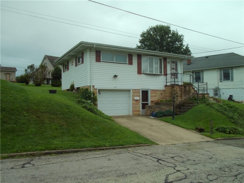 47 Cherry Avenue — photo 2