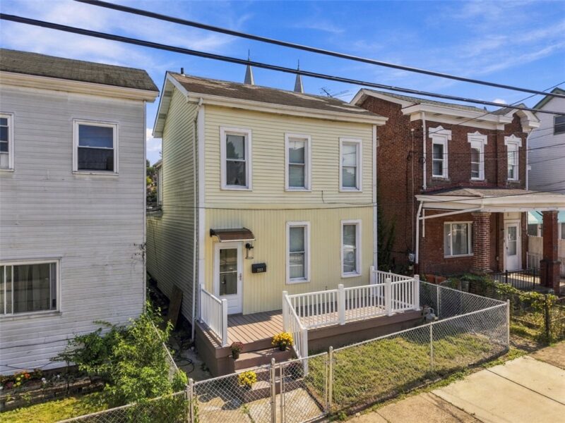 203 Walter St — photo 2