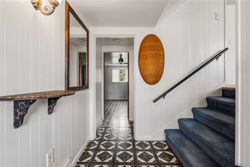 349 Grove Dr — photo 4