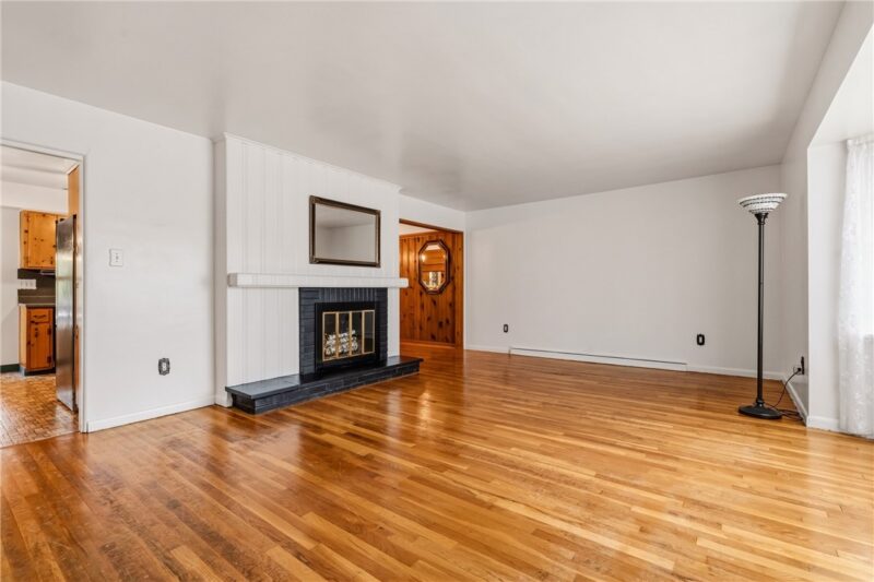 349 Grove Dr — photo 5