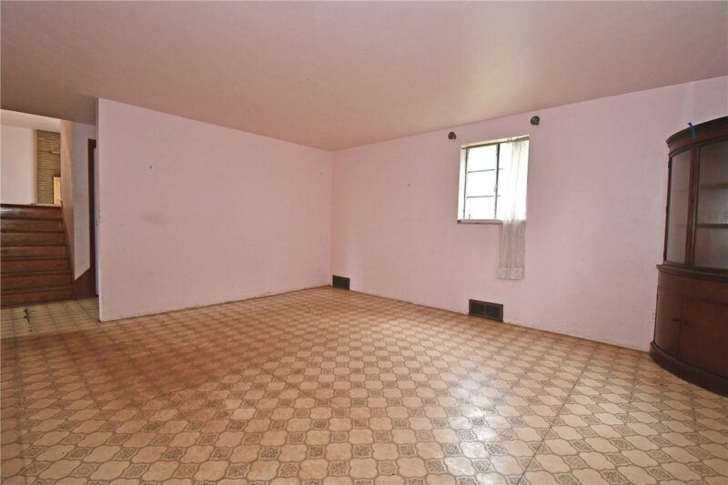 1414 Washington Rd — photo 3