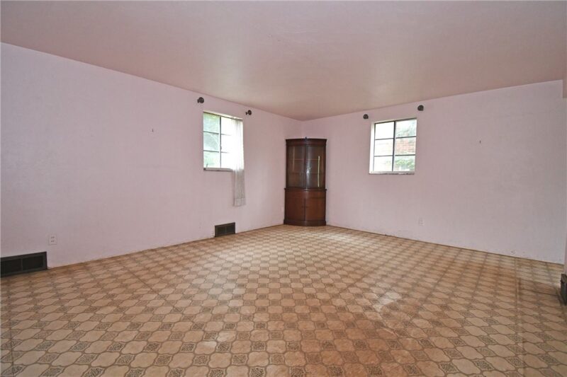 1414 Washington Rd — photo 4