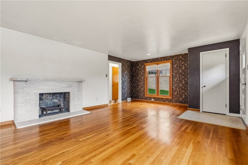 4358 E Brightview Ave — photo 3