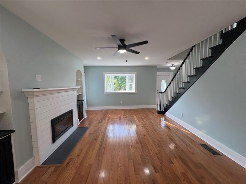 140 Marshall Ave — photo 8