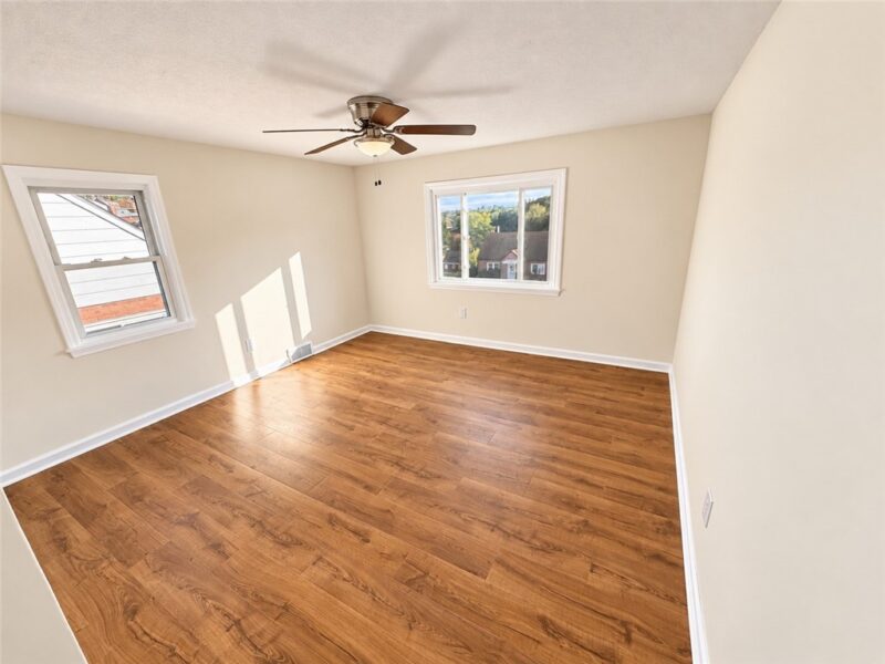 210 Sunny Drive — photo 6