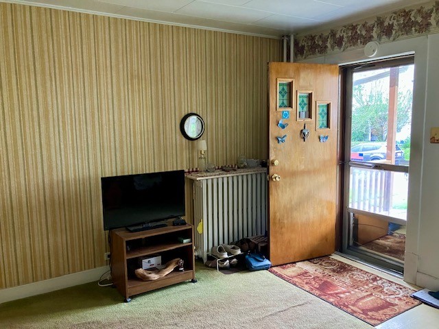 553 Forest Avenue — photo 4