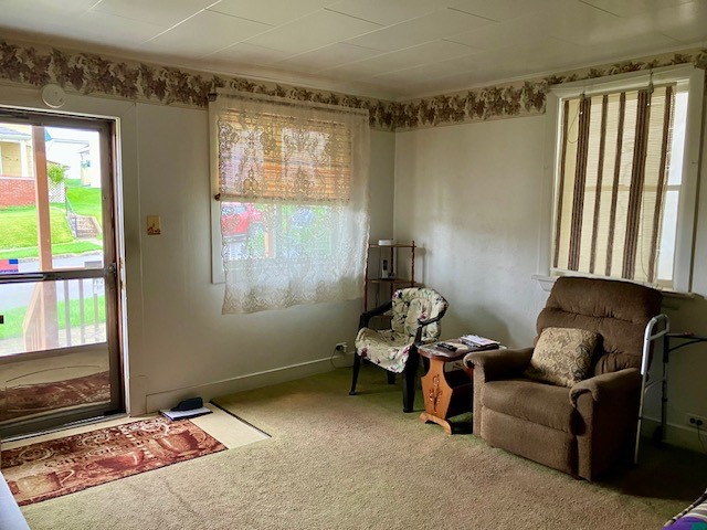 553 Forest Avenue — photo 5