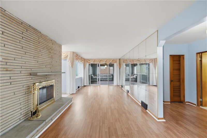413 GOLDSMITH — photo 7