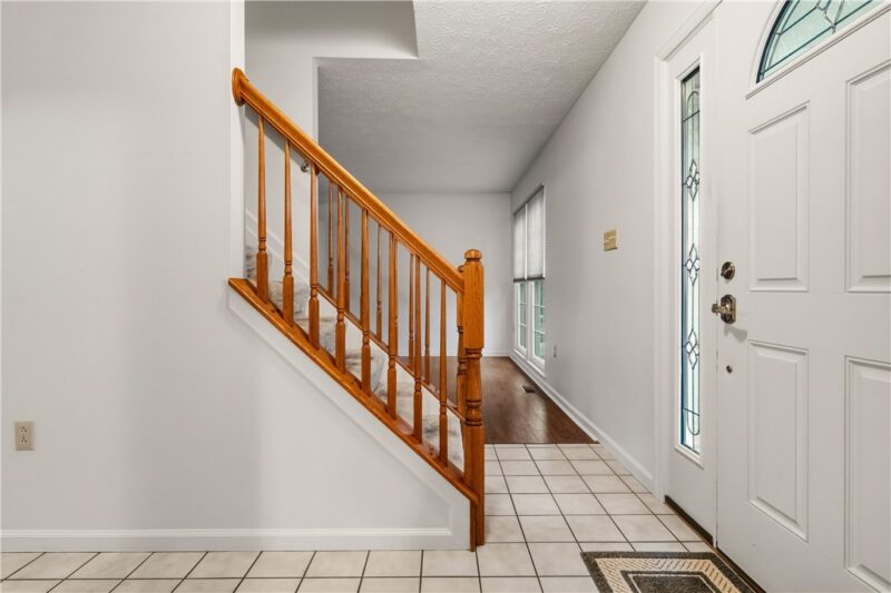 336 Indian Ridge Dr — photo 2