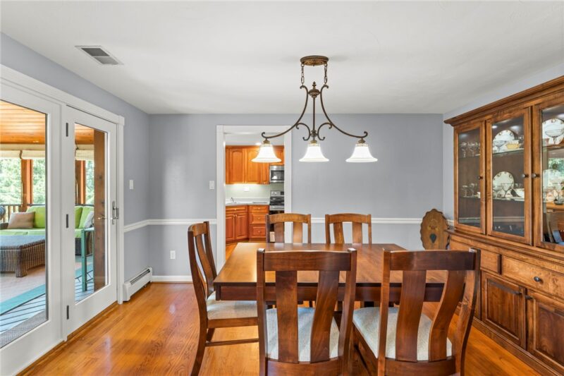 310 Pleasant Avenue — photo 7