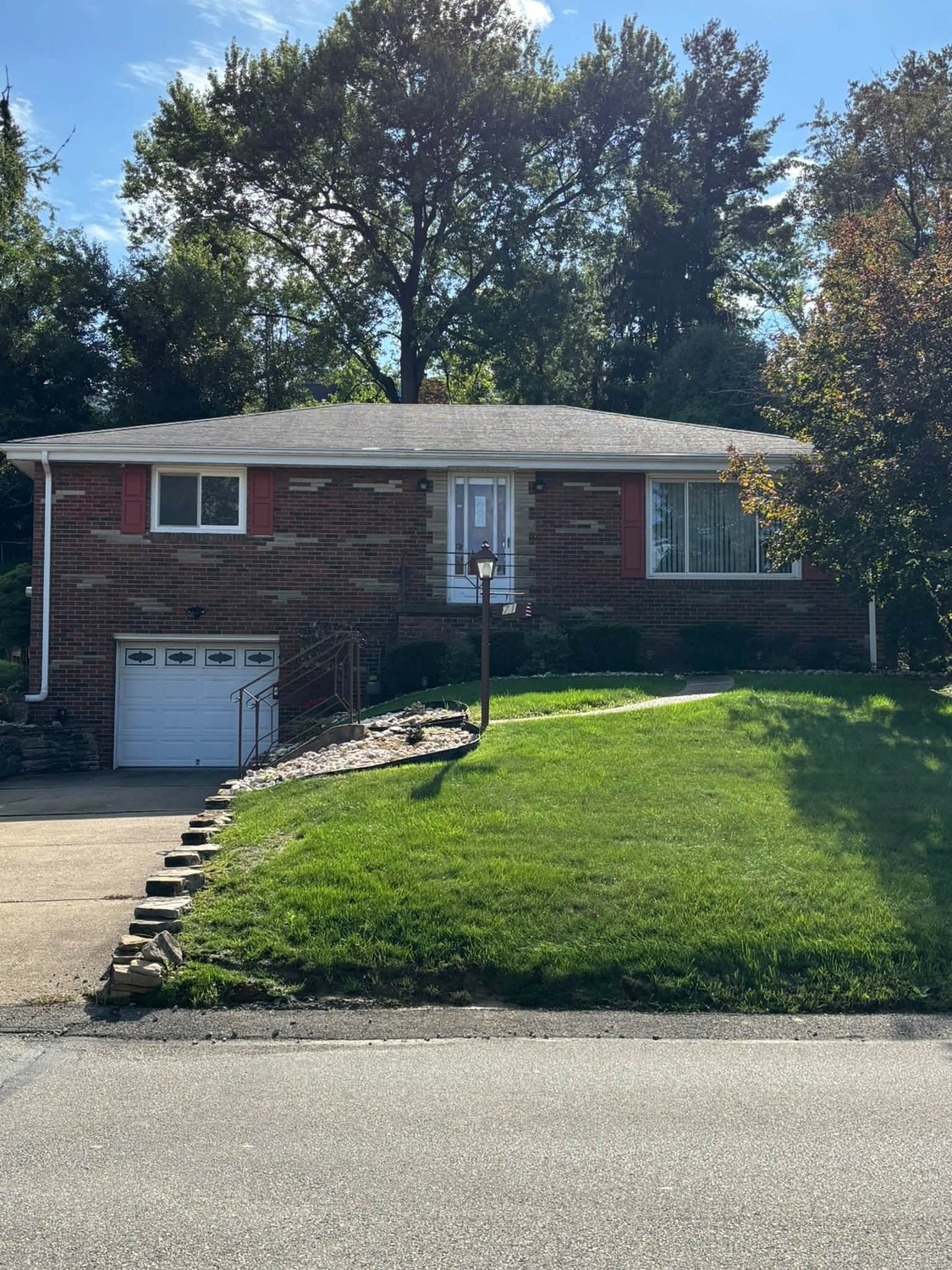 71 W Bruceton ROAD — photo 1