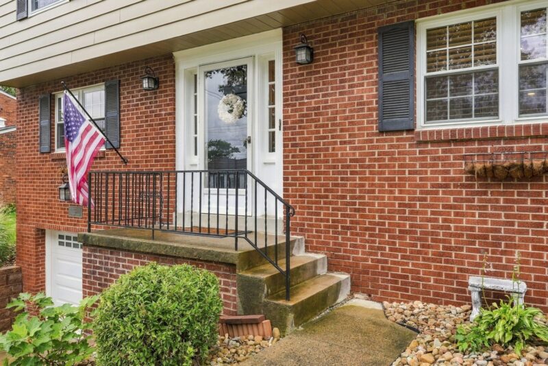 2331 Cassidy Drive — photo 2