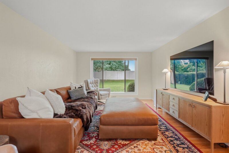 2331 Cassidy Drive — photo 7