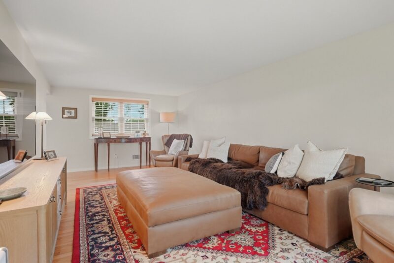 2331 Cassidy Drive — photo 8