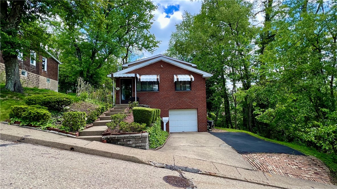 524 Decatur Ave — photo 1