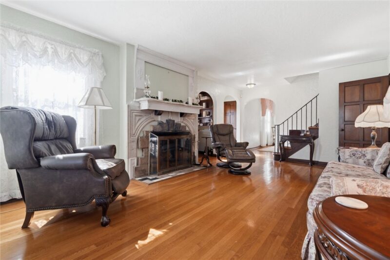 5001 Brownsville Rd — photo 8