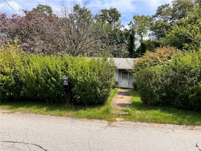 412 W Carter Dr — photo 2