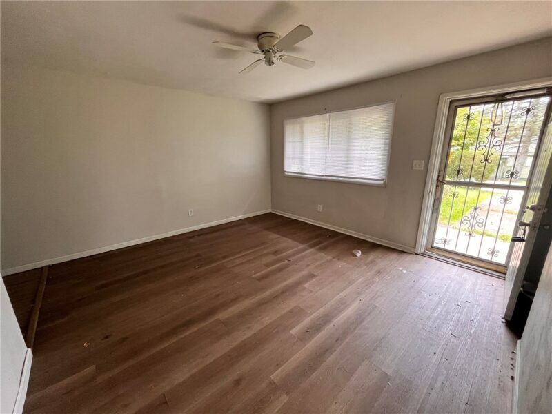 412 W Carter Dr — photo 5