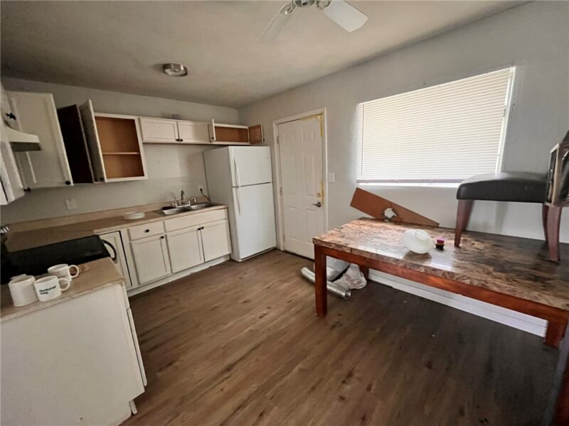 412 W Carter Dr — photo 7