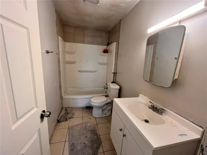 412 W Carter Dr — photo 8
