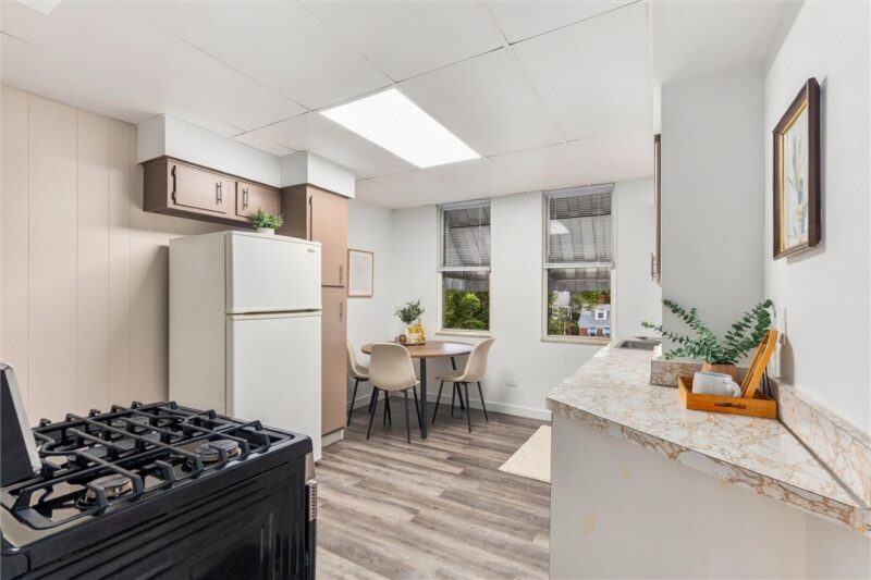 226 Glenwood Ave — photo 5