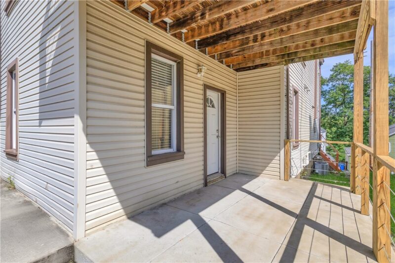 128 Weber Way — photo 8