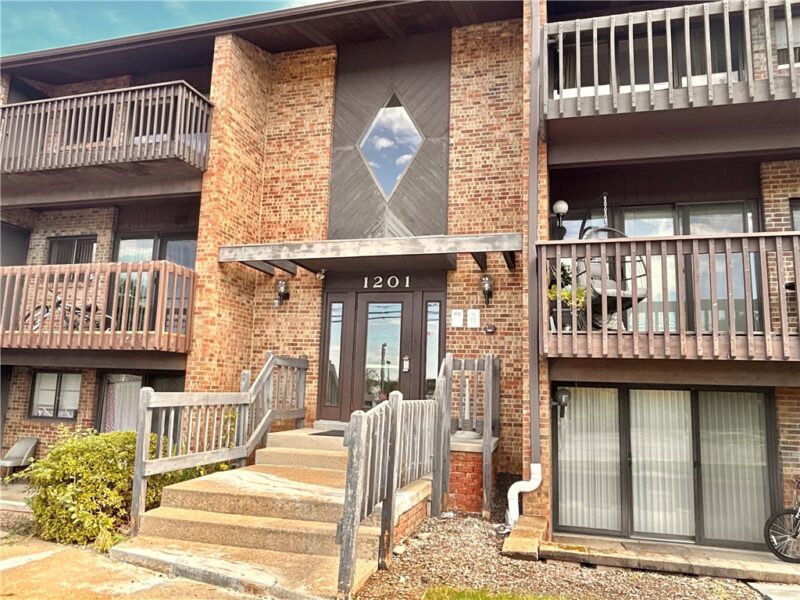 1201 Dutilh Rd 9 — photo 2