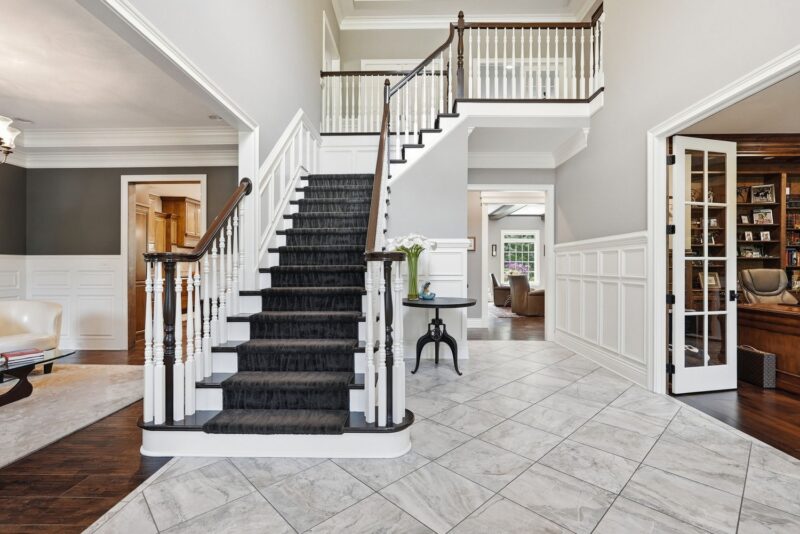 202 Silver Ridge LANE — photo 5