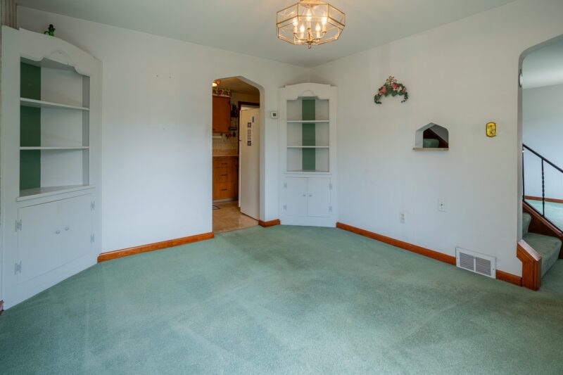3936 Meadowbrook — photo 7