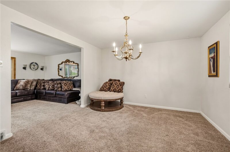 7 Cameron Dr — photo 4