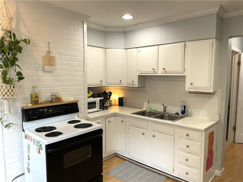 266 N Central Ave — photo 6