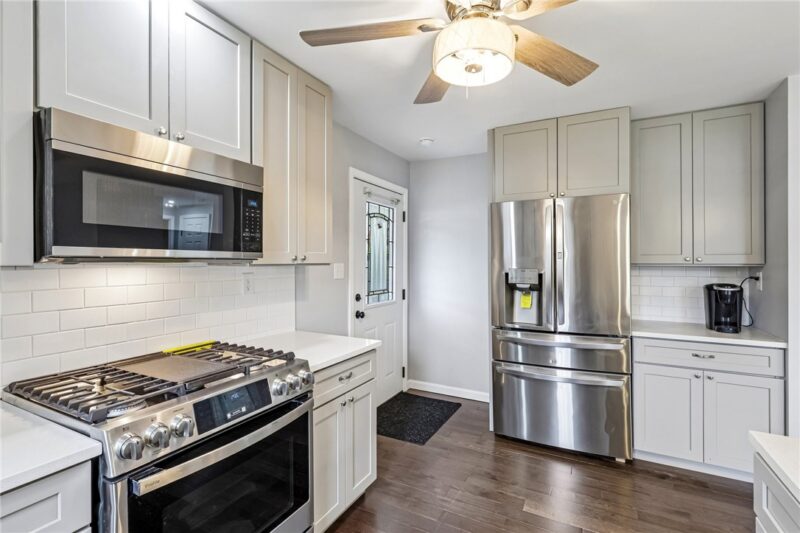 206 E Tempalena Ave — photo 5