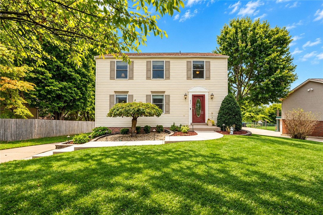 211 Katherine Dr — photo 1
