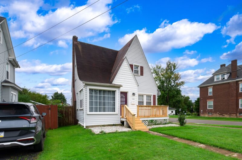 130 E Garfield AVENUE — photo 2