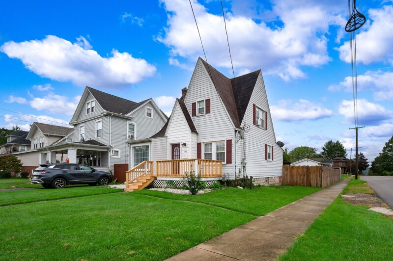 130 E Garfield AVENUE — photo 3