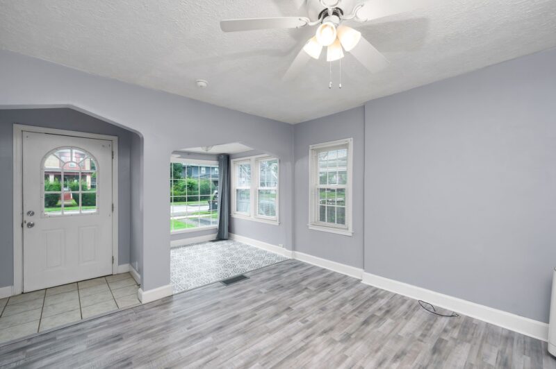 130 E Garfield AVENUE — photo 5