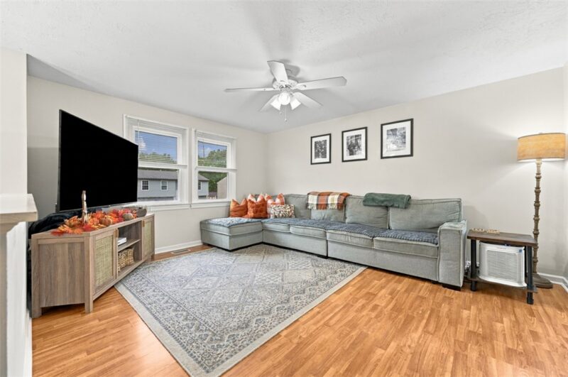 1726 Foote St — photo 5