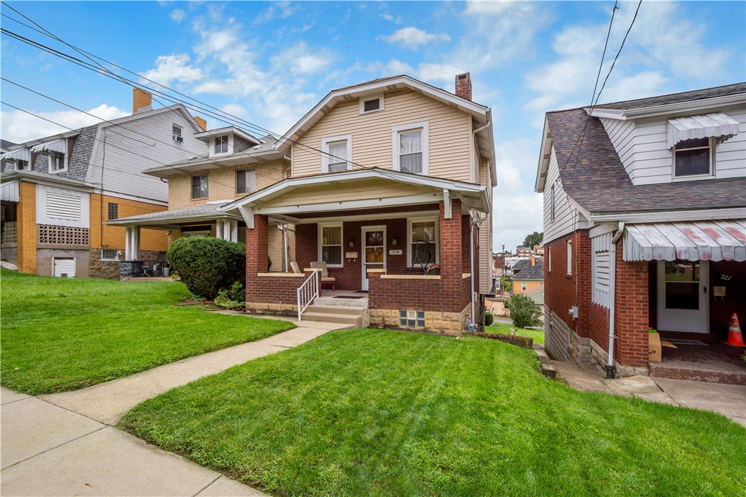 719 Woodbourne Ave — photo 1