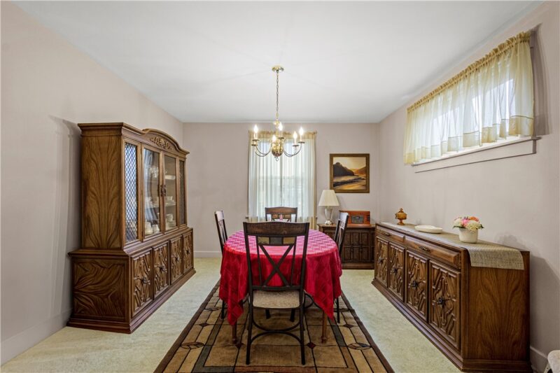 719 Woodbourne Ave — photo 8