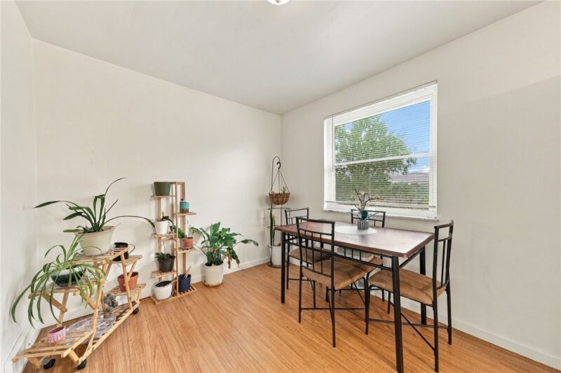 244 Westland Dr — photo 6